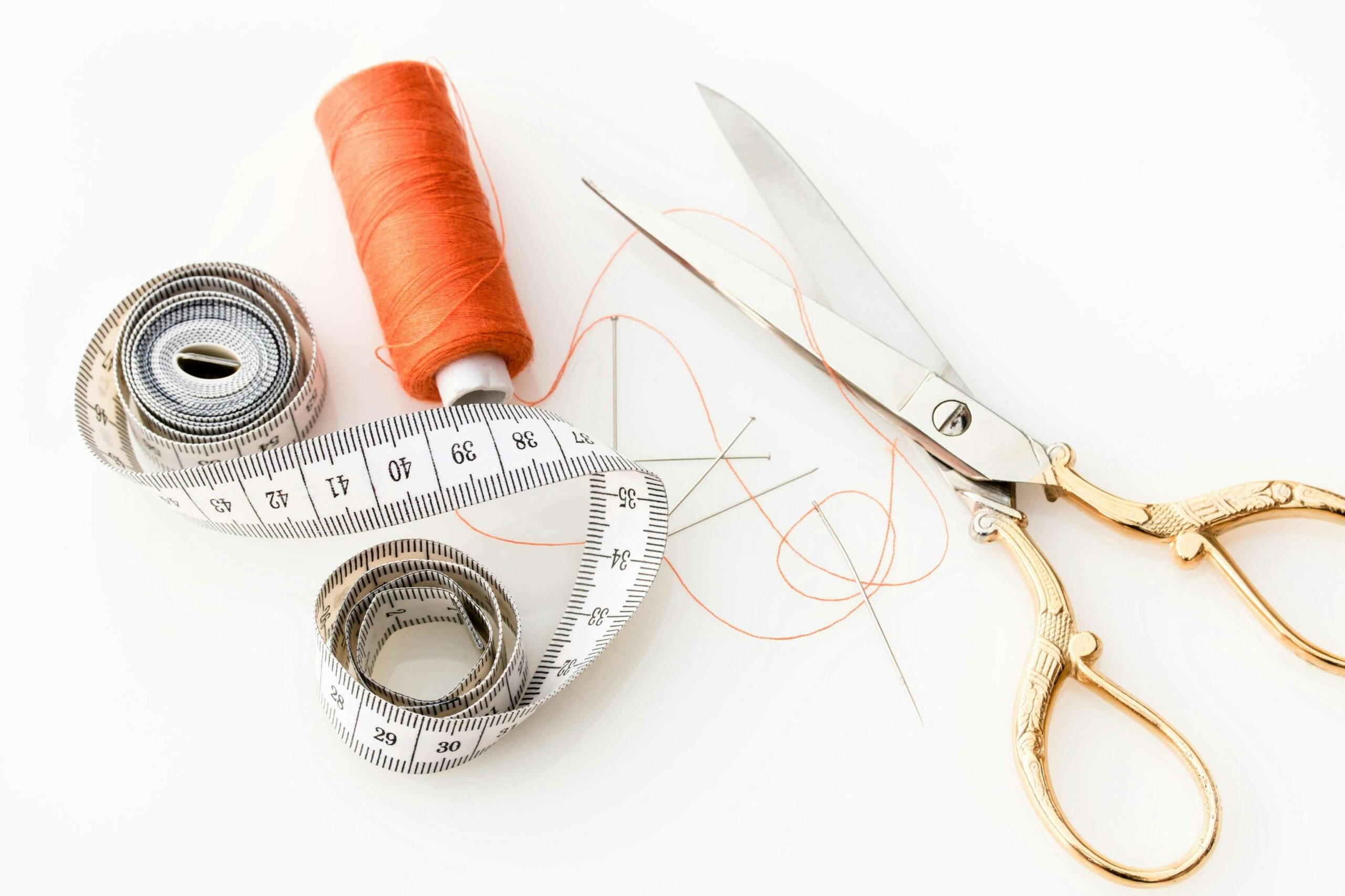 Accessoire de couture pour confectionner des habits de poupées