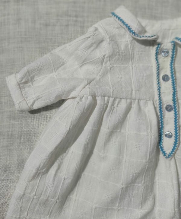 poignet chemise de nuit poupon