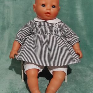 Blouse à smocks et bloomer pour le poupon 42 cm