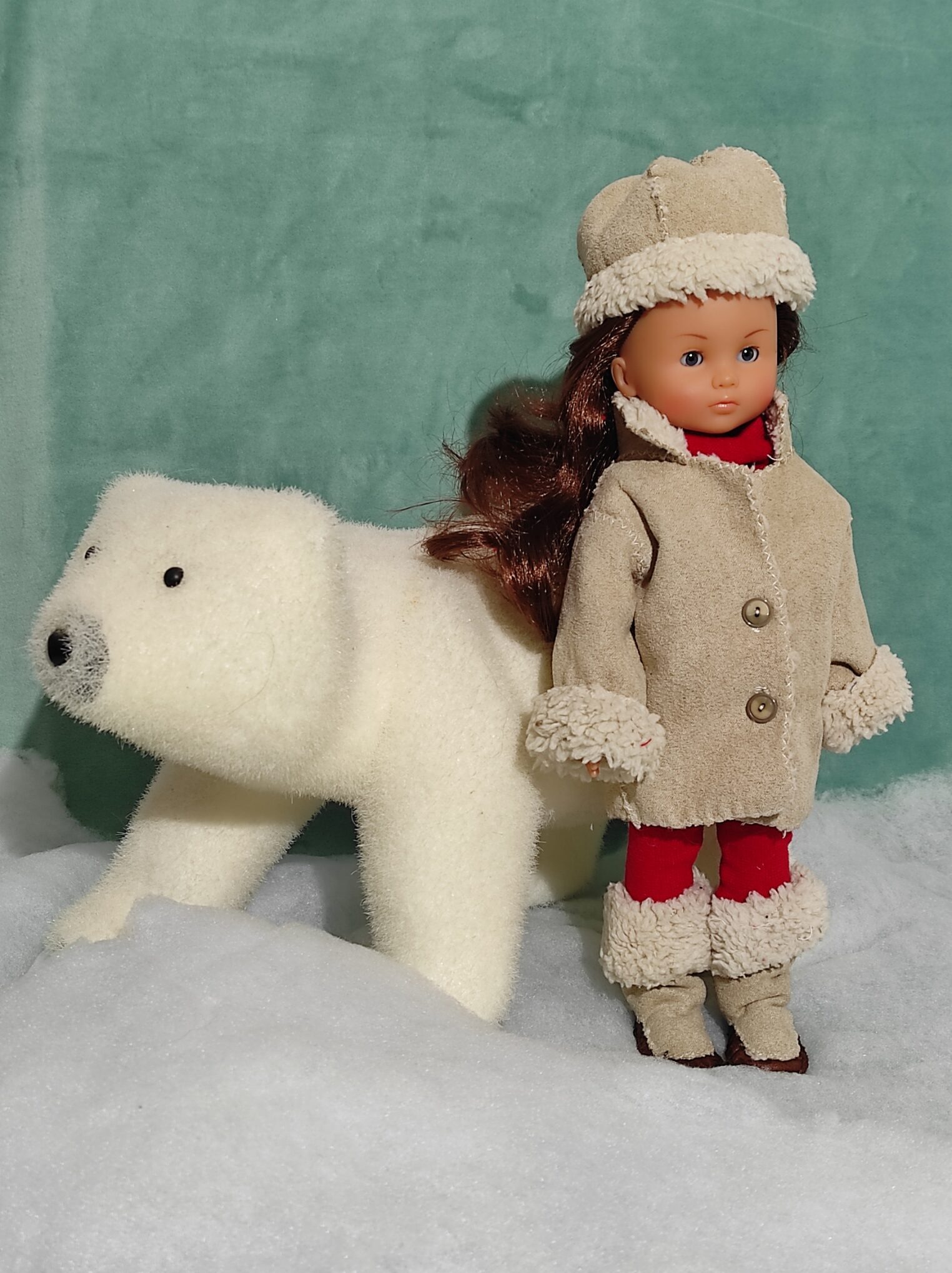 Patron pour coudre un manteau à la poupée Chérie de Corolle