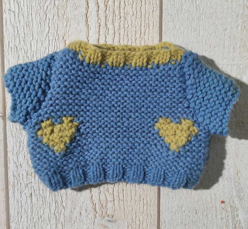 Modèle de tricot gratuit poupon 30 cm
