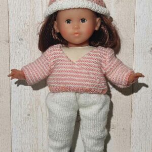 Modèle de tricot pour la poupée de 36 cm (Corolle): pantalon, cache-cœur, bonnet
